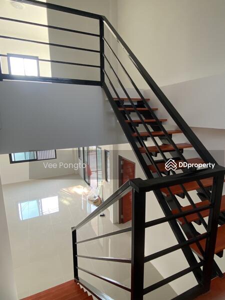 ขาย - Brand New House in a Market Area, ประจวบคีรีขันธ์