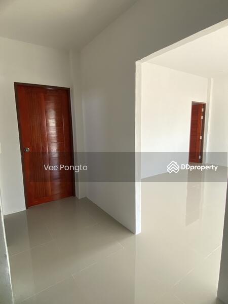 ขาย - Brand New House in a Market Area, ประจวบคีรีขันธ์