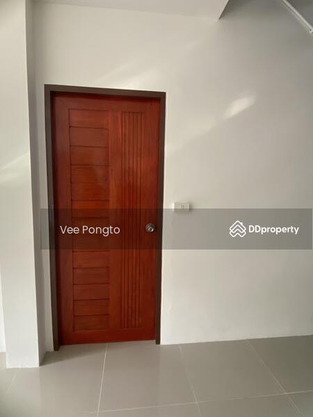 ขาย - Brand New House in a Market Area, ประจวบคีรีขันธ์