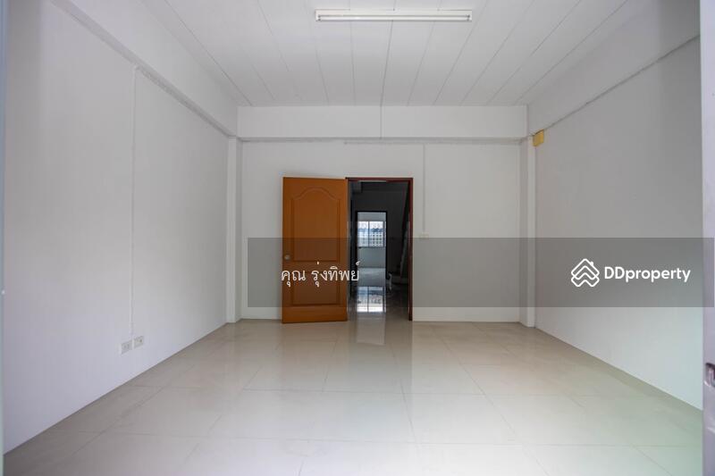 For Sale - Versatile Three-Storey Townhouse/Home Business Unit in Santhitam, Chiang Mai