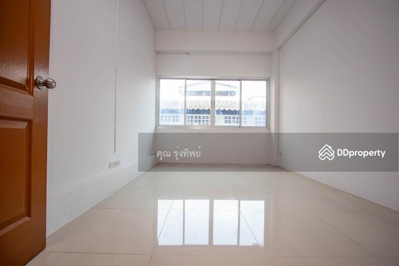 For Sale - Versatile Three-Storey Townhouse/Home Business Unit in Santhitam, Chiang Mai