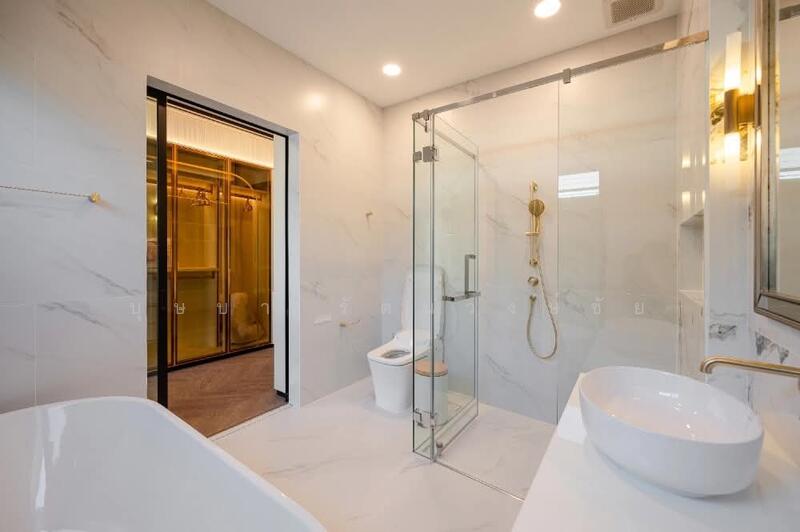Nantawan Rama 9 - New Krungthepkreetha, Bangkok, Saphan Sung, Bangkok, 4 Bedrooms, 302 sqm, Single Detached House For Rent, by บุษบา รัตนวงษ์ชัย, 11867520 - DDproperty.com