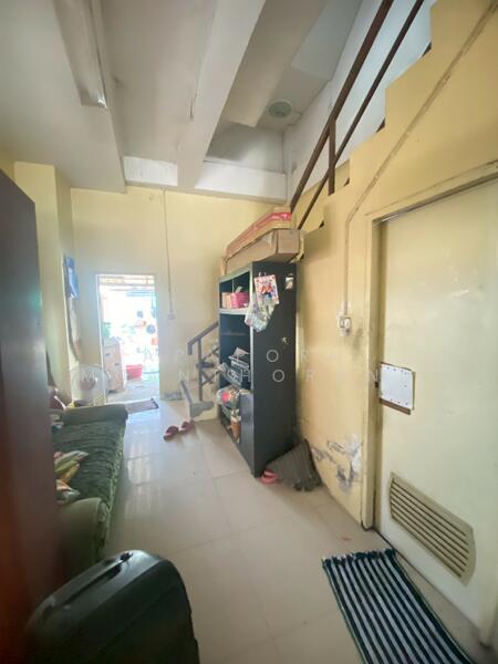 ขายอาคารพาณิชย์ 3 ชั้น หลังมุม เอกทวีคูณ ถนนเศรษฐกิจ-คลองครุ ติด7-11 ปล่อยเช่าได้ยาวๆ ทำเลดีมาก, Samut Sakhon, Tha-Sai, Muang Samut Sakhon, Samut Sakhon, 3 Bedrooms, 136 sqm, Townhouse For Sale, by Apaporn Muanthorani, 11867536 - DDproperty.com