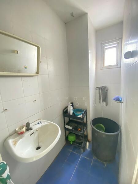 ขายอาคารพาณิชย์ 3 ชั้น หลังมุม เอกทวีคูณ ถนนเศรษฐกิจ-คลองครุ ติด7-11 ปล่อยเช่าได้ยาวๆ ทำเลดีมาก, Samut Sakhon, Tha-Sai, Muang Samut Sakhon, Samut Sakhon, 3 Bedrooms, 136 sqm, Townhouse For Sale, by Apaporn Muanthorani, 11867536 - DDproperty.com