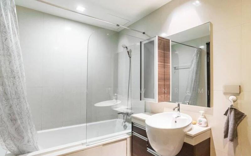 Sky Walk Residences, Bangkok, 1599 Sukhumvit Road, Phra Kanong Nua, Watthana, Bangkok, 1 Bedroom, 54 sqm, Condo For Rent, by Thida Thewinram, 11867922 - DDproperty.com