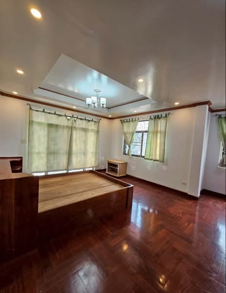 ทำเล MRT มหาดไทย ซ.ลาดพร้าว 93 ให้เช่าบ้านเดี่ยว 3 ชั้น เนื้อที่เยอะ 7 นอน จดบริษัทได้ พร้อมอยู่, กรุงเทพ, ลาดพร้าว, คลองเจ้าคุณสิงห์, วังทองหลาง, กรุงเทพ, 800 ตร.ม., บ้านเดี่ยว ให้เช่า, โดย บุษบา รัตนวงษ์ชัย, 11868292 - DDproperty.com