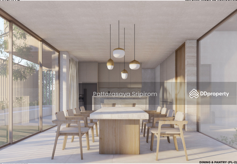 ขาย - 6-Br House in Chan Kasem, กรุงเทพ