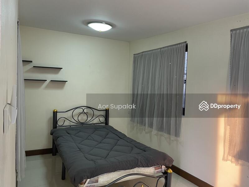 ขาย - New Fully Furnished House for Sale in Huai Khwang, กรุงเทพ
