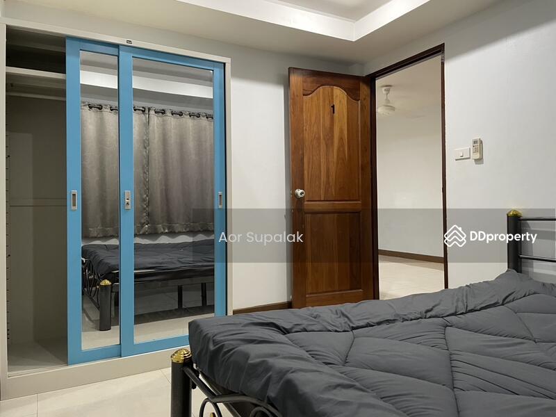 ขาย - New Fully Furnished House for Sale in Huai Khwang, กรุงเทพ