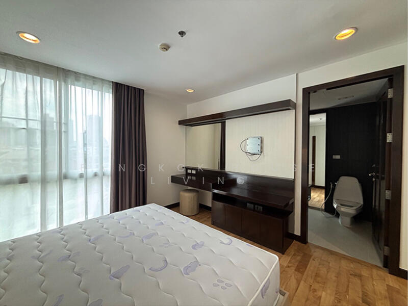 Richmond Hills Residence, Bangkok, Soi Thonglor 25, Khlong Tan Nua, Watthana, Bangkok, 3 Bedrooms, 180 sqm, Condo For Rent, by Bangkok House Living, 11870051 - DDproperty.com