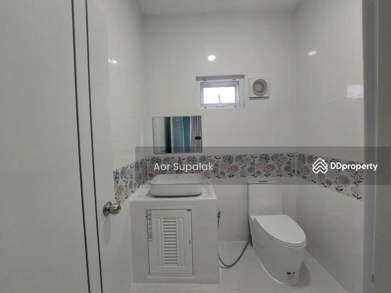 For Sale - European Style 4-Bedroom House for Sale New Built, Bangkok