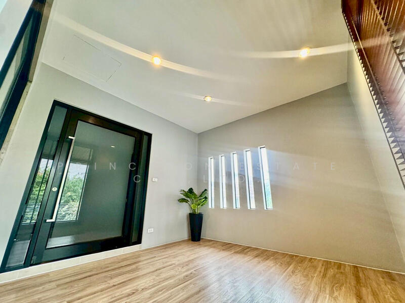 Areeya Sawana 3 Kaset-Nawamintr, Bangkok, Soi Areeya Sawana 3, Lat Phrao, Lat Phrao, Bangkok, 4 Bedrooms, 538 sqm, Single Detached House For Rent, by Princeton Estate Co.,Ltd., 11870868 - DDproperty.com