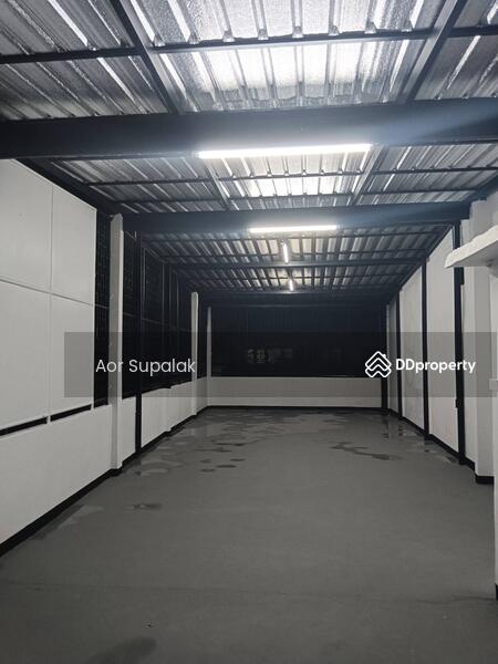 ขาย - ขายทาวน์เฮ้าส์ 2 ห้องนอน ในทำเล ดินแดง, กรุงเทพ