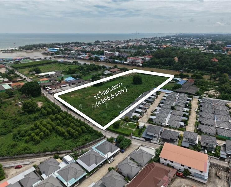 ที่ดินศักยภาพสูงเพื่อการลงทุน ขายที่ดิน 12 ไร่ ตำบลเชิงเนิน อำเภอเมือง จังหวัดระยอง, Rayong, ถนนเลียบคลองชลประทาน, Choeng Noen, Muang Rayong, Rayong, , 19,546 sqm, Land For Sale, by คุณรินดา, 11871073 - DDproperty.com