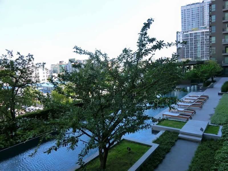 Centric Huai Khwang Station, Bangkok, - Ratchadaphisek Road, Huai Khwang, Huai Khwang, Bangkok, 1 Bedroom, 32 sqm, Condo For Sale, by Sitthiphat Leelaprapakorn, 11871277 - สระว่ายน้ำ - DDproperty.com