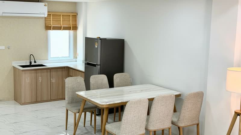 Modern Life On Nut 46 - Srinakarin 36, Bangkok, Suan Luang, Suan Luang, Bangkok, 4 Bedrooms, 185 sqm, Townhouse For Rent, by ปรินทร์ญาดา ชิณโชติ, 11871311 - DDproperty.com