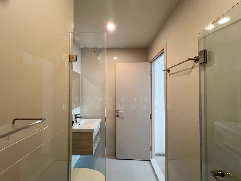 NUE Noble Ratchada-Lat Phrao, Bangkok, Lat Phrao Road, Chan Kasem, Chatuchak, Bangkok, 1 Bedroom, 33 sqm, Condo For Rent, by Kanyanat Ruksamuang, 11871709 - DDproperty.com