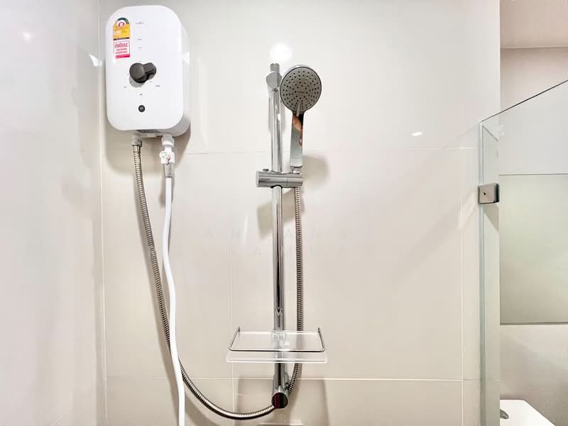 NUE Noble Ratchada-Lat Phrao, Bangkok, Lat Phrao Road, Chan Kasem, Chatuchak, Bangkok, 1 Bedroom, 33 sqm, Condo For Rent, by Kanyanat Ruksamuang, 11871709 - DDproperty.com