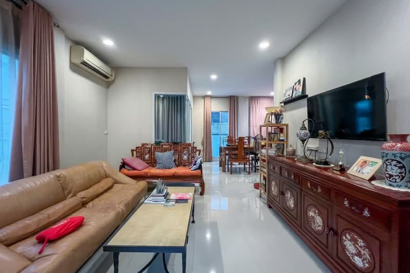 แกรนด์ บางกอก บูเลอวาร์ด พระราม 9 – ศรีนครินทร์ : Grand Bangkok Boulevard Rama 9 - Srinakarindra, กรุงเทพ, ซอยกรุงเทพกรีฑา17 ทับช้าง, สะพานสูง, กรุงเทพ, 230 ตร.ม., บ้านเดี่ยว ขาย, โดย คุณพี, 11872262 - DDproperty.com