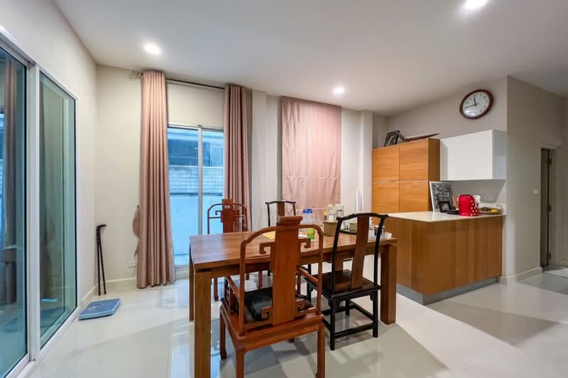 Grand Bangkok Boulevard Rama 9 - Srinakarindra, Bangkok, Krungthep Kritha 17 Alley, Thap Chang, Saphan Sung, Bangkok, 3 Bedrooms, 230 sqm, Single Detached House For Sale, by คุณพี, 11872262 - DDproperty.com
