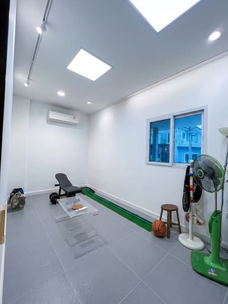 Grand Bangkok Boulevard Rama 9 - Srinakarindra, Bangkok, Krungthep Kritha 17 Alley, Thap Chang, Saphan Sung, Bangkok, 3 Bedrooms, 230 sqm, Single Detached House For Sale, by คุณพี, 11872262 - DDproperty.com