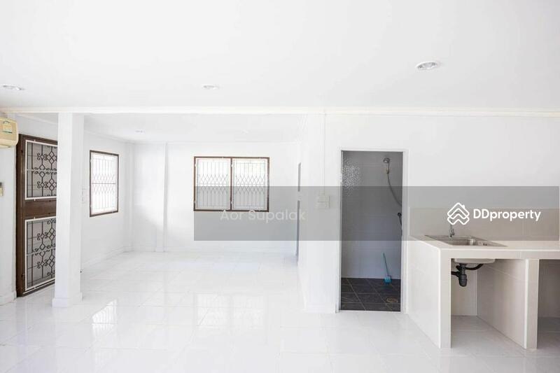 ให้เช่า - บ้านเดี่ยว 2 ห้องนอน ให้เช่า ในทำเล วัฒนา, กรุงเทพ