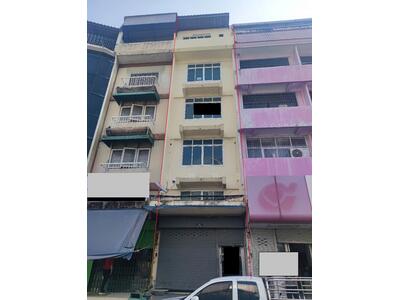 ขาย - อาคารพาณิชย์ จำนวน 4.5 ชั้น ซอยอุดมสุข 5, กรุงเทพ