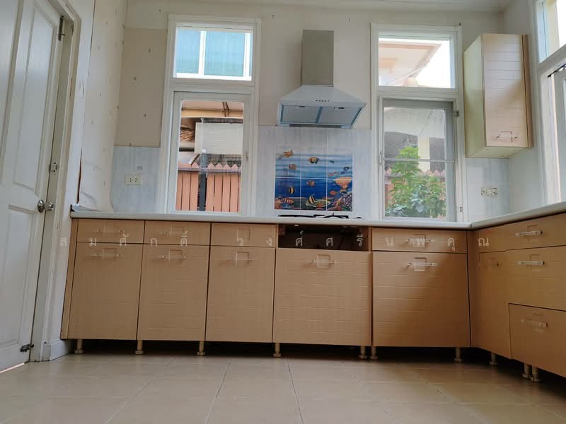 หมู่บ้าน ภัสสร 11 บ้านเดี่ยว ประชาชื่น, Bangkok, งามวงศ์วาน, Thung Song Hong, Lak Si, Bangkok, 4 Bedrooms, 550 sqm, Single Detached House For Sale, by Somsak Wongsrinoppakun, 11872822 - DDproperty.com