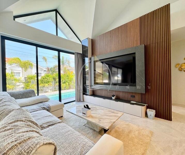 Jomtien Condotel and Village, Chon Buri (Pattaya), 318/39 Thappraya Rd, Nong Pru, Bang Lamung (Pattaya), Chon Buri (Pattaya), 4 Bedrooms, 268 sqm, Condo For Rent, by สิชา บุญธนาภิพัฒน์, 11873258 - DDproperty.com