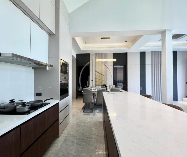 Jomtien Condotel and Village, Chon Buri (Pattaya), 318/39 Thappraya Rd, Nong Pru, Bang Lamung (Pattaya), Chon Buri (Pattaya), 4 Bedrooms, 268 sqm, Condo For Rent, by สิชา บุญธนาภิพัฒน์, 11873258 - DDproperty.com