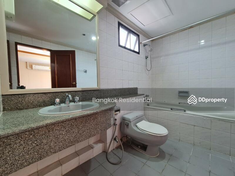 ให้เช่า - Royal Kensington Mansion, กรุงเทพ