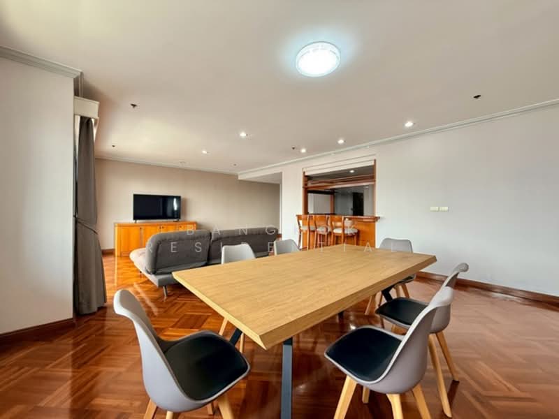 Royal Kensington Mansion, Bangkok, 5/2 Soi Ekkamai 10, Khlong Tan Nua, Watthana, Bangkok, 3 Bedrooms, 200 sqm, Condo For Rent, by Bangkok Residential, 11873360 - DDproperty.com