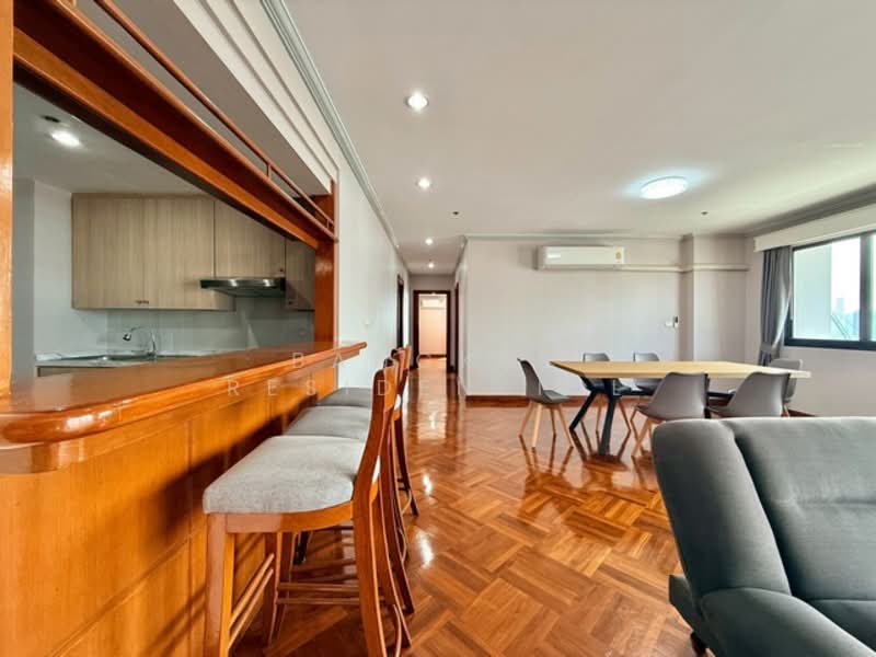 Royal Kensington Mansion, Bangkok, 5/2 Soi Ekkamai 10, Khlong Tan Nua, Watthana, Bangkok, 3 Bedrooms, 200 sqm, Condo For Rent, by Bangkok Residential, 11873360 - DDproperty.com