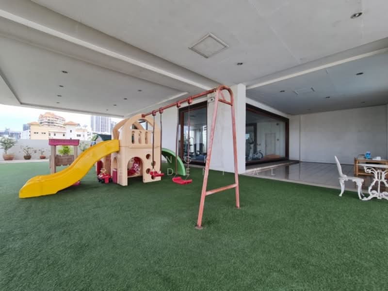 Royal Kensington Mansion, Bangkok, 5/2 Soi Ekkamai 10, Khlong Tan Nua, Watthana, Bangkok, 3 Bedrooms, 200 sqm, Condo For Rent, by Bangkok Residential, 11873360 - DDproperty.com