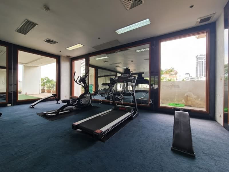 Royal Kensington Mansion, Bangkok, 5/2 Soi Ekkamai 10, Khlong Tan Nua, Watthana, Bangkok, 3 Bedrooms, 200 sqm, Condo For Rent, by Bangkok Residential, 11873360 - DDproperty.com