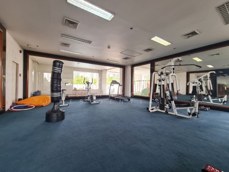 Royal Kensington Mansion, Bangkok, 5/2 Soi Ekkamai 10, Khlong Tan Nua, Watthana, Bangkok, 3 Bedrooms, 200 sqm, Condo For Rent, by Bangkok Residential, 11873360 - DDproperty.com