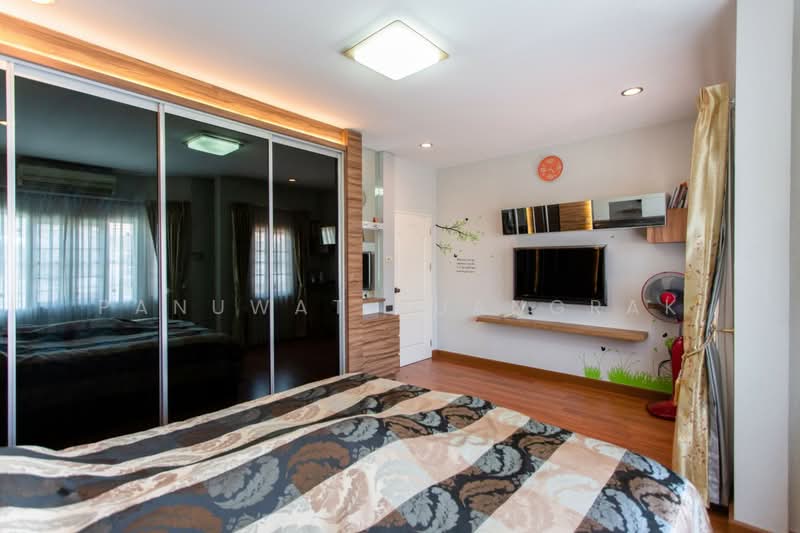 Maturos Home 11, Nonthaburi, Bang Khen, Muang Nonthaburi, Nonthaburi, 10+ Bedrooms, 215 sqm, Single Detached House For Sale, by Panuwat Ruangrak, 11874143 - DDproperty.com