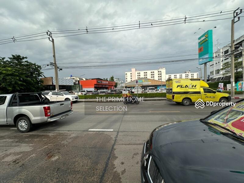 ขาย - ที่ดินเปล่า 35 ตร.ว. ซอย ลาดพร้าว 101, กรุงเทพ