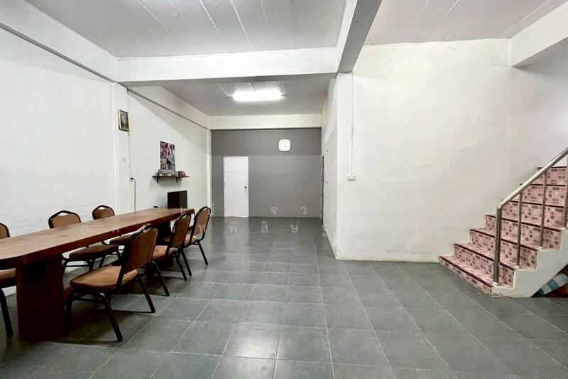 For Sale - GN-824074 Commercial building, Thung Tao, Thung Tao Mobile Phone Shop, Surat Thani, near Lotus, Surat Thani