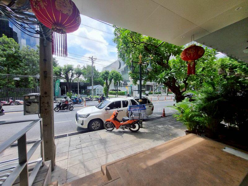 For Rent - Commercial/Shophouse for Rent in Thonglor, Bangkok
