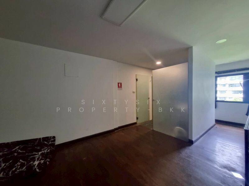 For Rent - Commercial/Shophouse for Rent in Thonglor, Bangkok