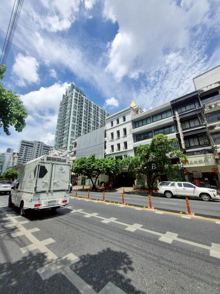 For Rent - Commercial/Shophouse for Rent in Thonglor, Bangkok