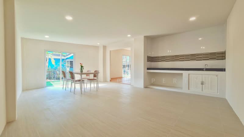 Budsarin Wongwaen-Rattanathibet : บุศรินทร์ วงแหวน-รัตนาธิเบศร์, นนทบุรี, ถนนบ้านกล้วย-ไทรน้อย, พิมลราช, บางบัวทอง, นนทบุรี, 130 ตร.ม., ทาวน์เฮ้าส์ ขาย, โดย Connex Property, 11875162 - DDproperty.com