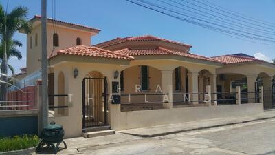 ขาย - ขายบ้านริมทะเลสาบ สไตล์โคโลเนียล 300 ตร.ม. ใกล้ โลตัสท่าทอง, พิษณุโลก