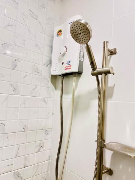 Chewathai Pinklao, Bangkok, Arun Amarin Road, Bang Yi Khan, Bang Phlat, Bangkok, 1 Bedroom, 30 sqm, Condo For Rent, by Agentbkk, 11875454 - DDproperty.com