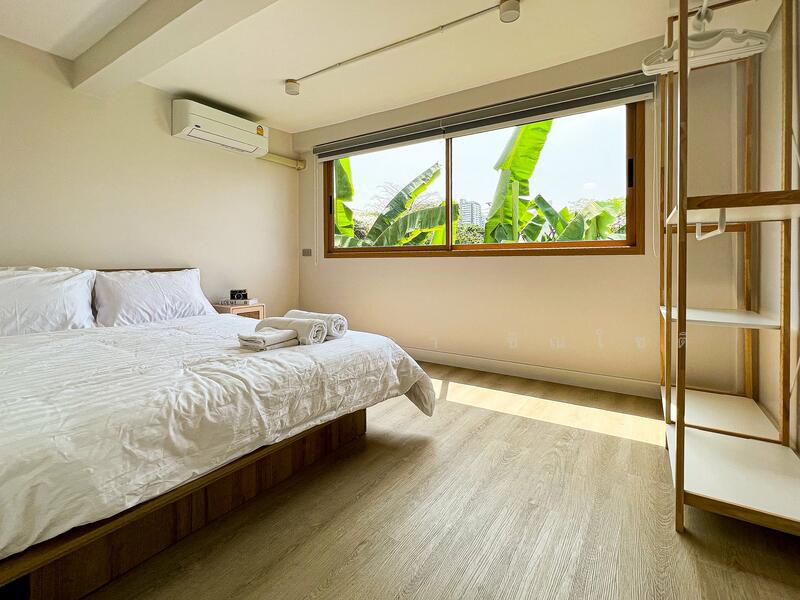 Townhouse Ekkamai - Phra Khanong, Bangkok, Khlong Tan Nua, Watthana, Bangkok, 4 Bedrooms, 200 sqm, Townhouse For Rent, by ปรินทร์ญาดา ชิณโชติ, 11875595 - DDproperty.com