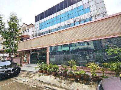 ขาย - ขายอาคารสำนักงาน 4 ชั้น 1,000 ตร.เมตร พร้อมที่ดิน 221 ตร.วา ซอยกรุงเทพ-นนทบุรี 6 ใกล้ถนนใหญ่ ใกล้ MR, นนทบุรี