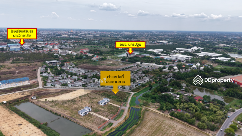 For Sale - นักลงทุนต้องห้ามพลาด!! ขาย ที่ดินเปล่า ติดหมู่บ้านหรู ติดริมน้ำ ใจกลาง สนามจันทร์, Nakhon Pathom