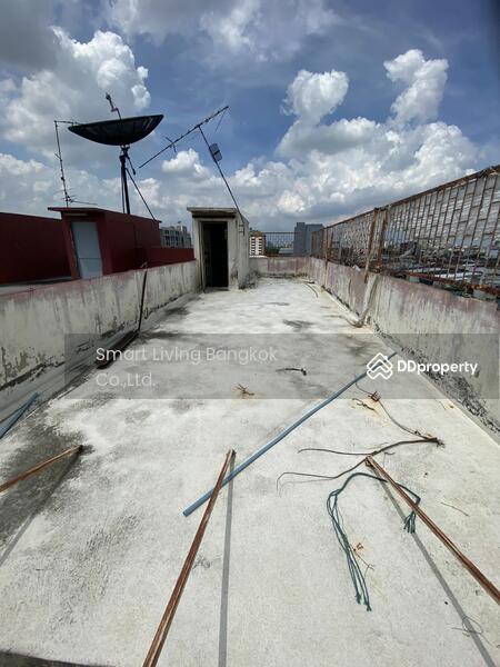 ขาย - Commercial Building Srinakarin, สมุทรปราการ