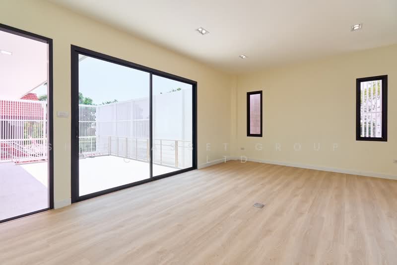 Home office for sale near Central Airport Chiang Mai. Located behind Big C Mae Hia - SW002421, Chiang Mai, Mae Hia, Muang Chiang Mai, Chiang Mai, , 377 sqm, Office Space For Sale, by Shori Asset Group Co., Ltd., 11876727 - DDproperty.com